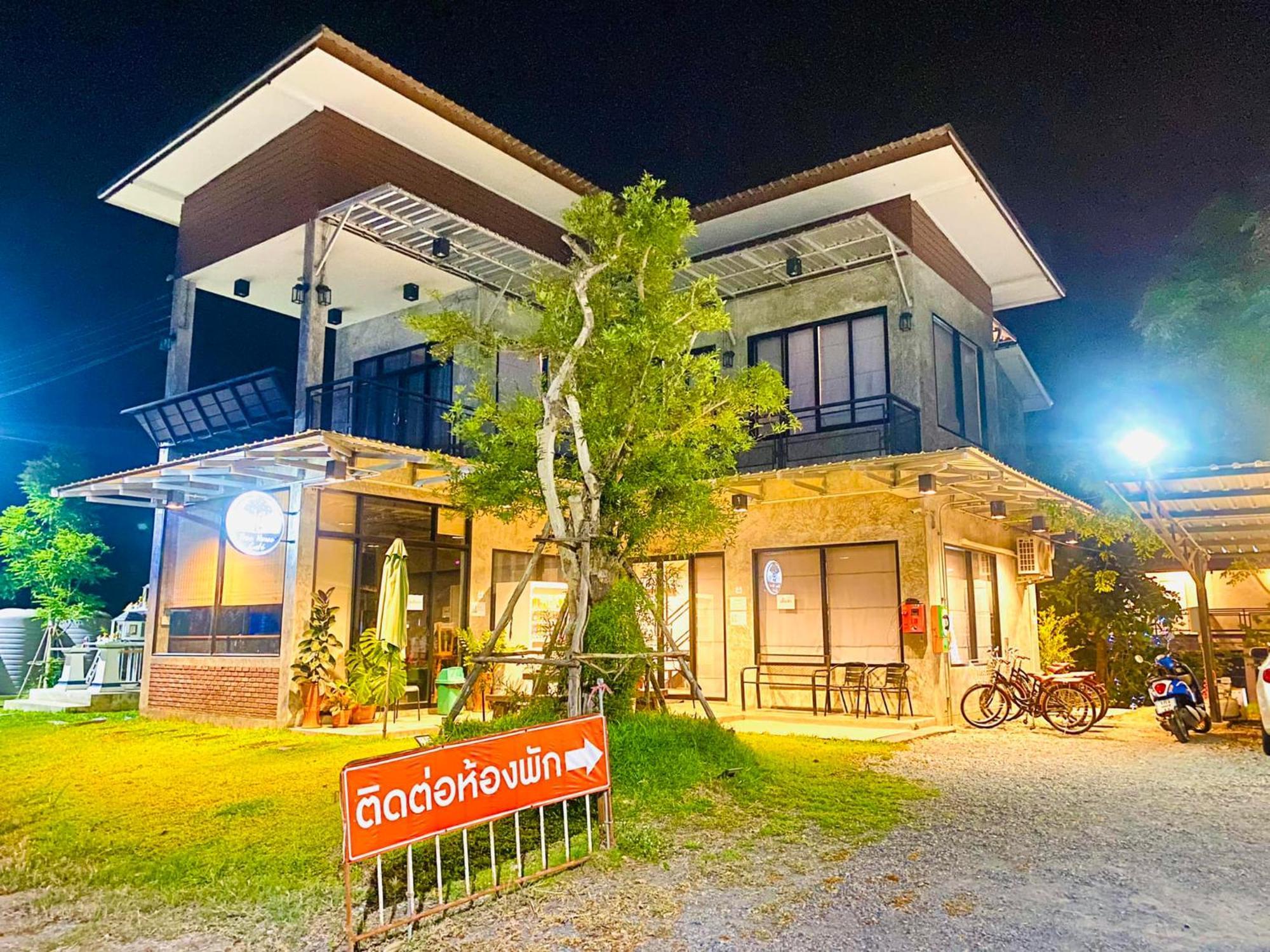 บ้านต้นไม้โฮมสเตย์อุทัยธานี Екстер'єр фото